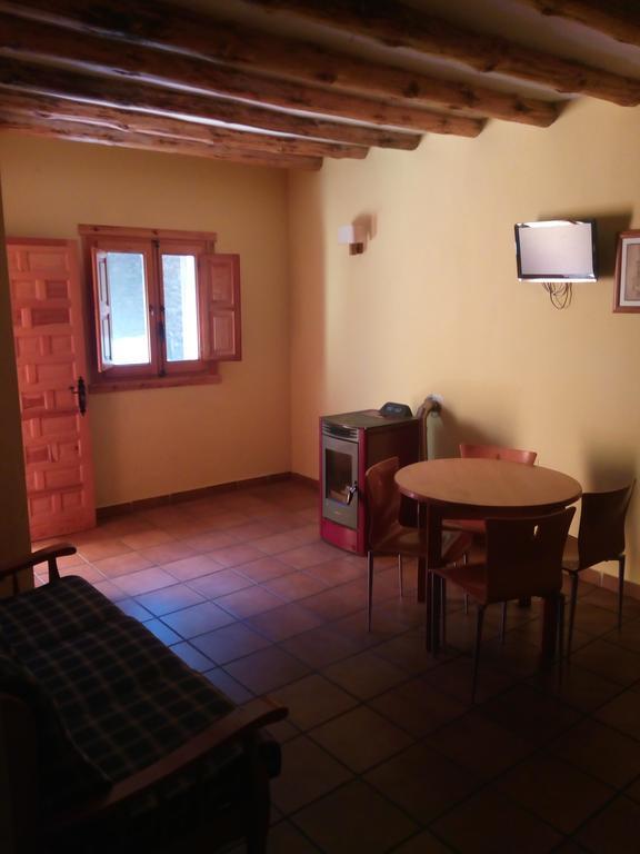 El Egio Guest House Cervera de Buitrago Exterior photo